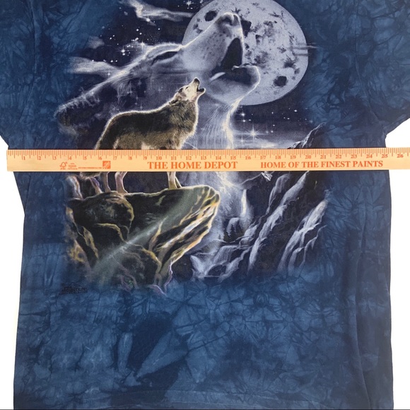 Wolf Howl at the Moon Spirit Animal 2002 T-Shirt - Picture 8 of 8